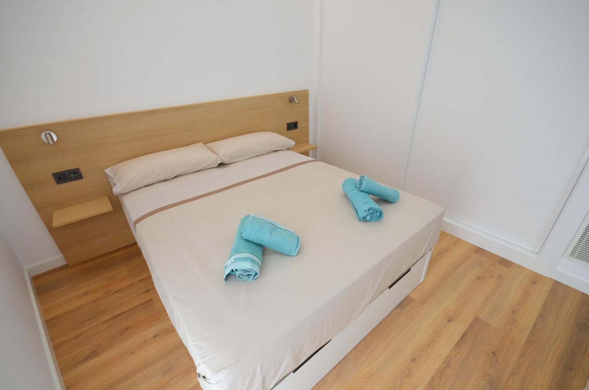 Suites Port Cambrils Exterior photo